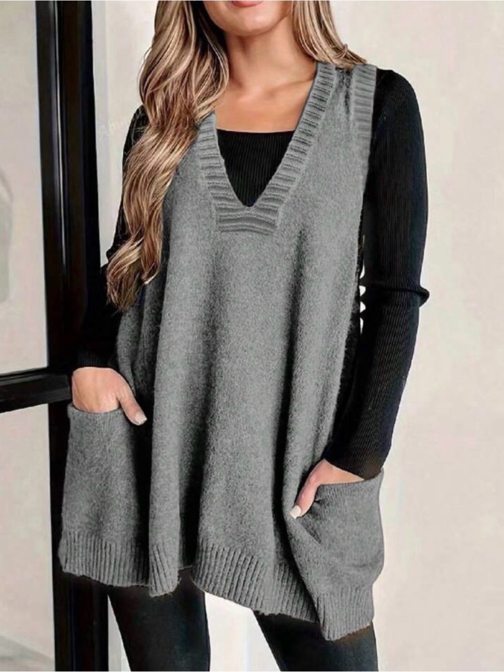 SHEIN Light Gray Knit Sweater Vest with Front Pockets